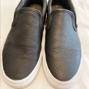 VANS Classic Slip-On Sneaker Black Leather/White